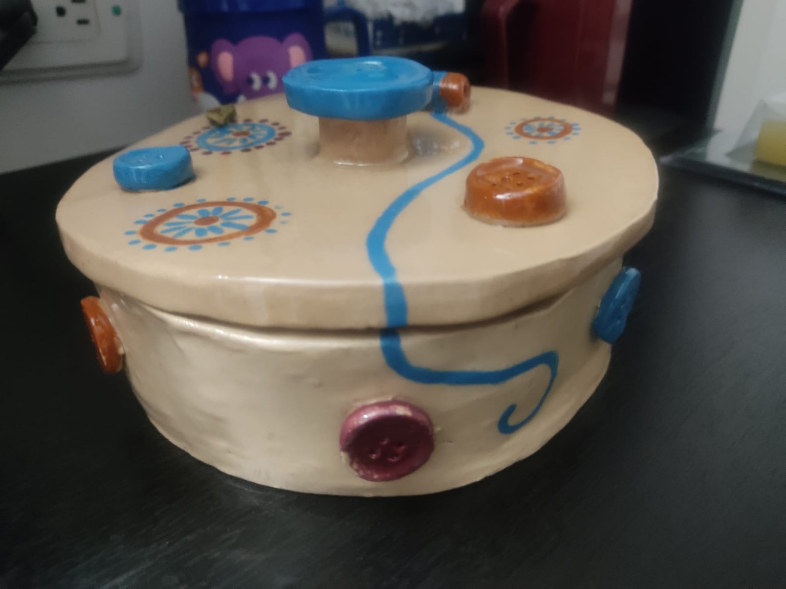Costurero terminado visto de frente